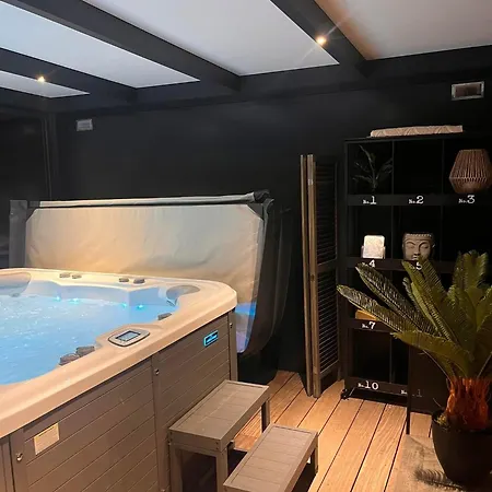 Le Clos Joli Bed & Breakfast Haybes