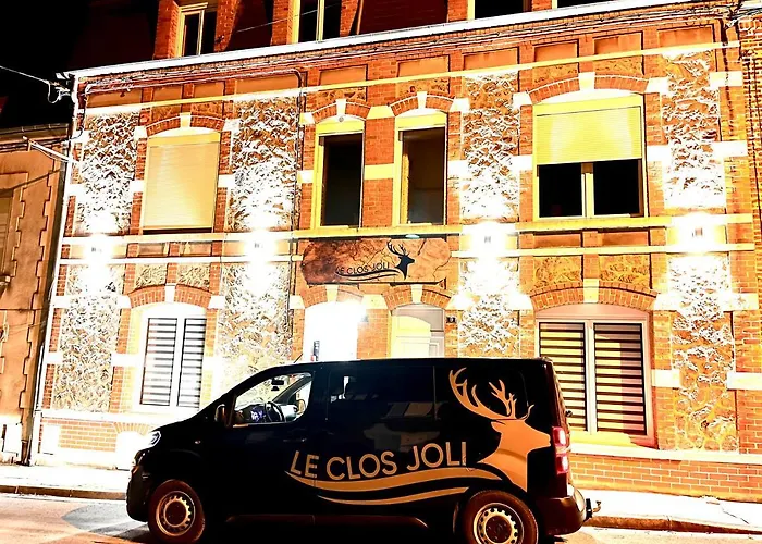 Le Clos Joli Bed & Breakfast